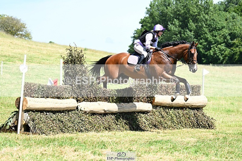 240629X-141633-4102 - 204-Becca_Robinson-VINNIE_SPARKLES