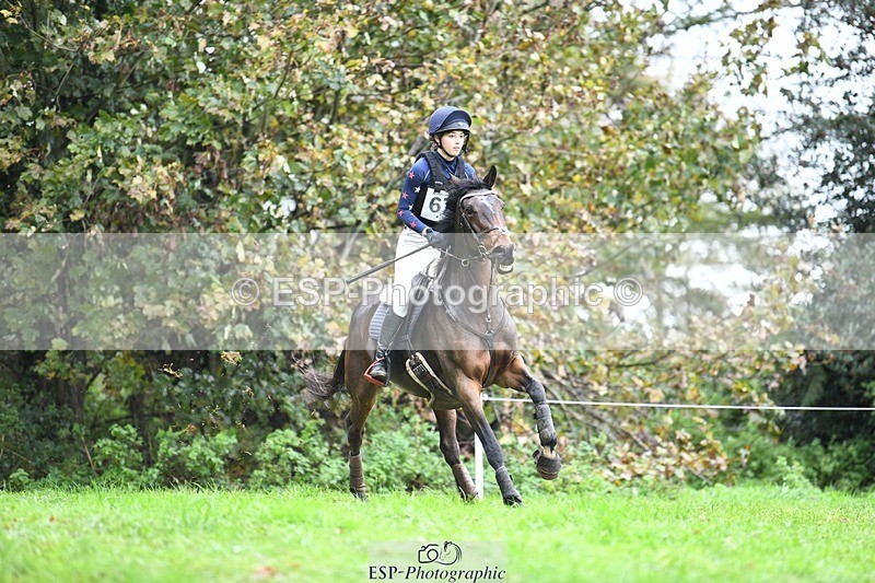 231021-113448-15262 - 670-SEEK.INDI-Maia.Ramasamy-SC+XC