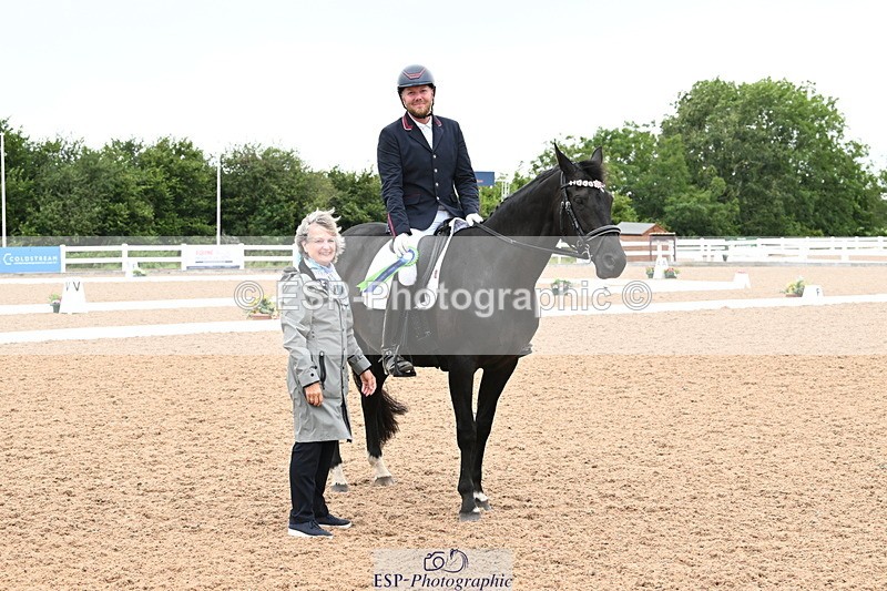 240815A-153358-02358 - Cls 10-P Freestyle Adv Medium Silver