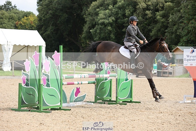 240817-105307-00722 - 03A Snr Disc