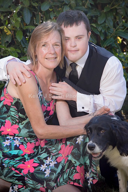 8SKJ7667 - Marianne and Chris