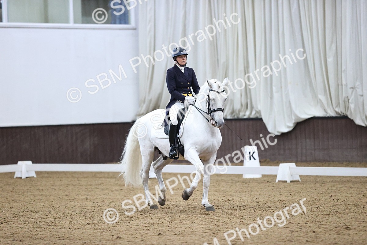 SBM_001372 - Class 21 -23 - FEI INT1-GP-Junior-Junior fsm