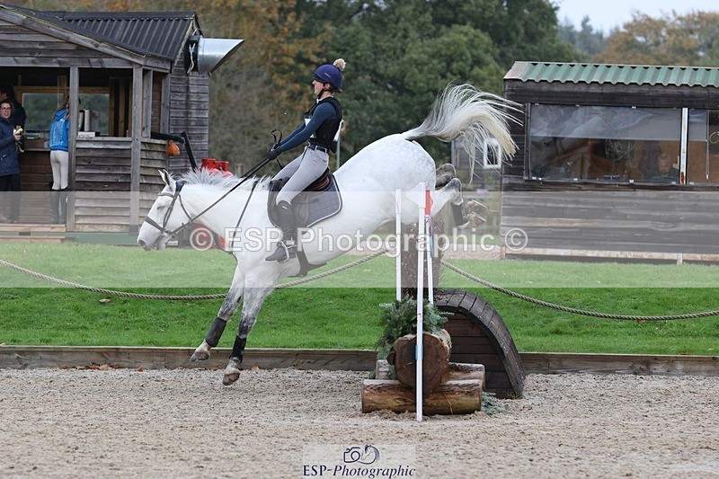 231118-140534-02127 - Cls 3 90cm