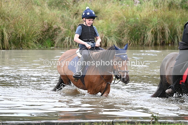 WJ7_3601 - Time at Water 12:15 to 12:50