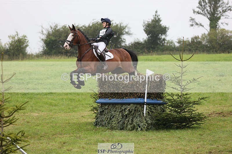 240901A-110215-06154 - 359-Tilly.Conder-KINSALE.QUILANA.S