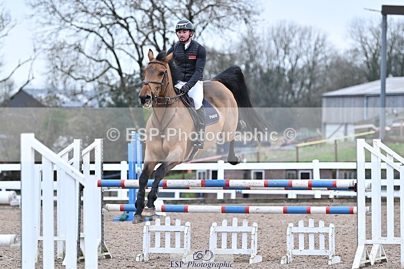 241127-131450-00635 - Cls 04A&B Snr Newc & 1.10m Open