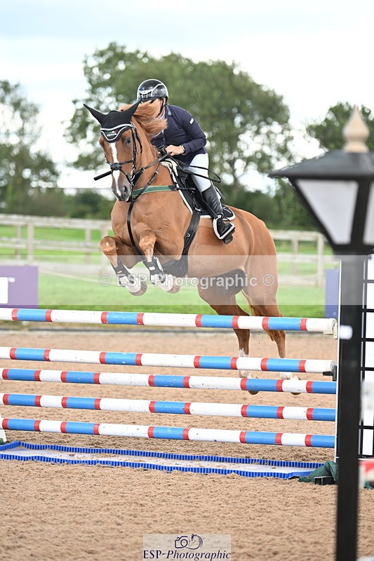 240912A-123926-01520 - Cls 3 Snr Foxhunter