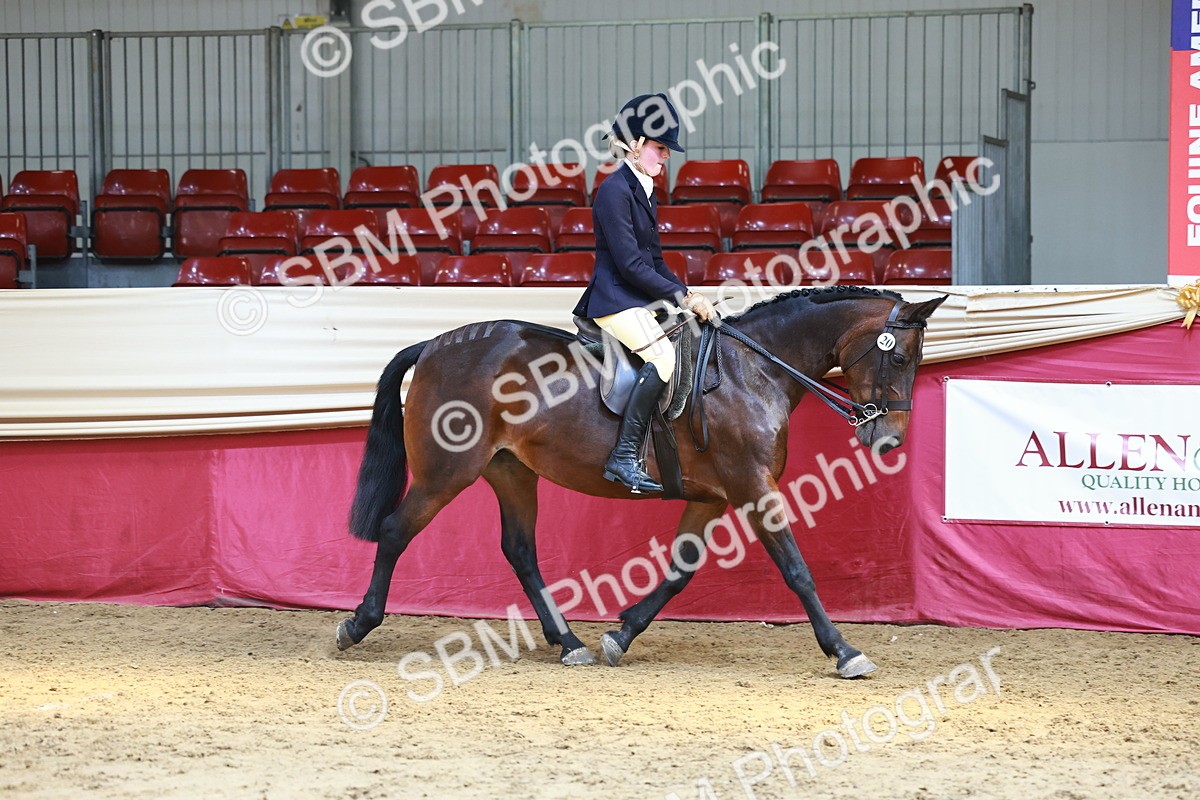 SBM_23892 - Class 905 - Supreme Final - Ridden Veteran
