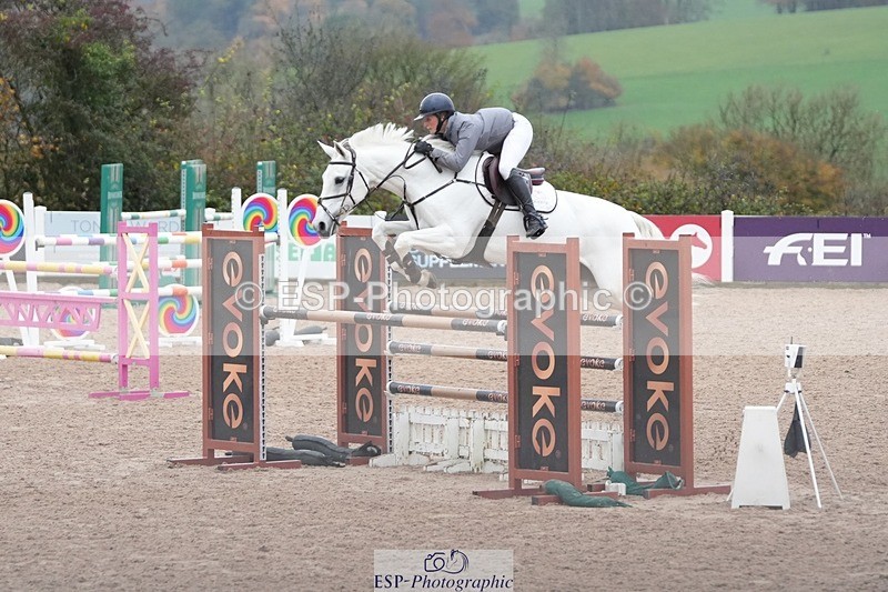 251107-144241-01428 - Cls 7 Blue Chip Grade B&C Qualifier