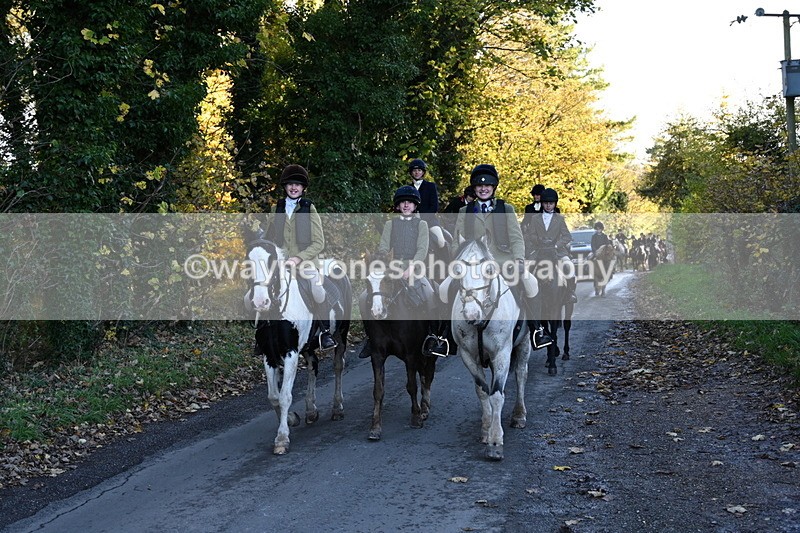 WJ6_9699 - Walk Home