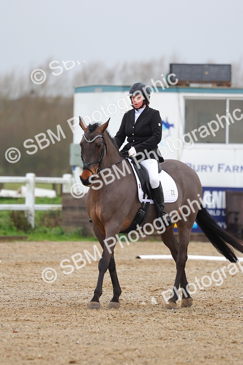 SBM_003002 - Class 6 - Novice 4