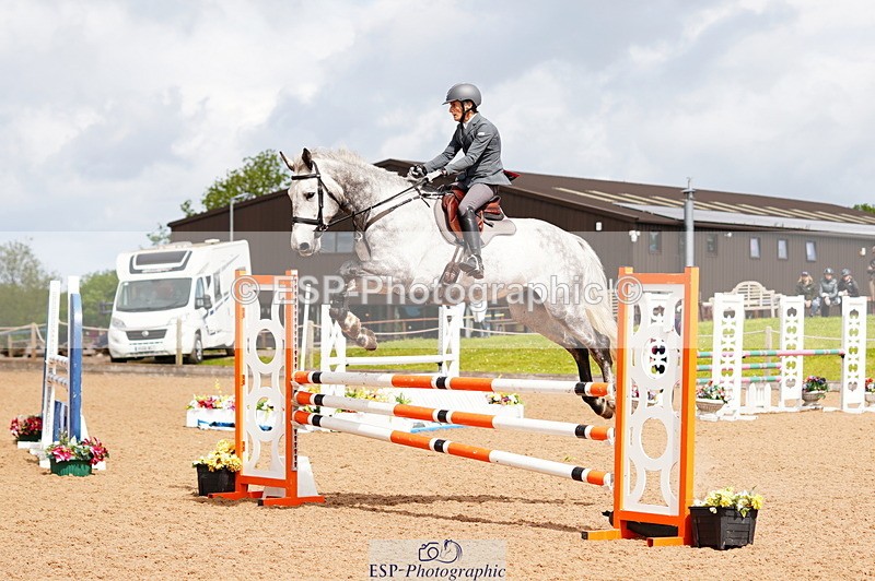 240526A-104602-07633 - Cls 26 Chard Equ 1.05m and 1.10m Grand Prix