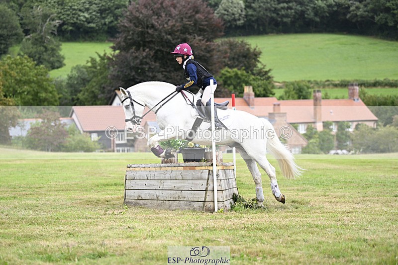 240825X-114822-32614 - 70cm XC 11.00 to 12.00