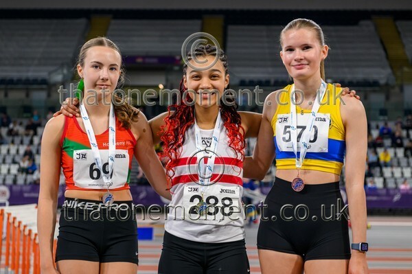 Age26SUN-811012 - Medals