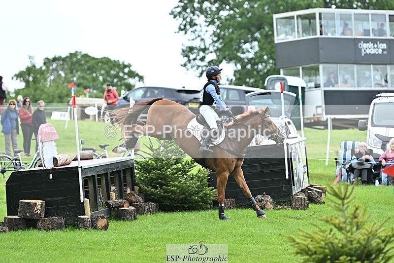 240525-162058-17568 - 233-SILVESTERS_FINESSE-Rosalind_Canter