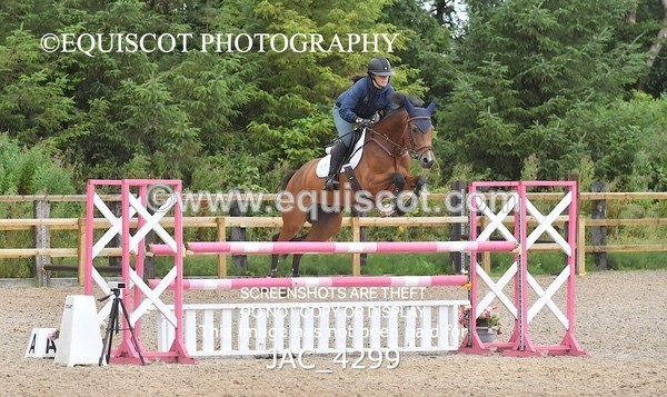 JAC_4299 - CLASS 7 Senior Foxhunter/ 1.20m Open