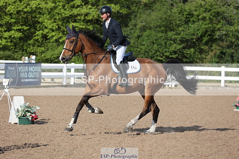 240510A-083059-04270 - Cls 13 British Novice and 90cm Open