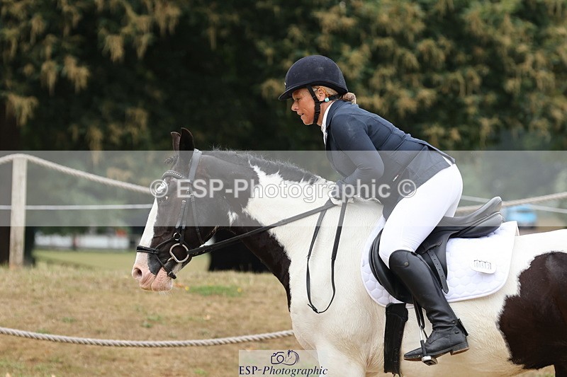 250718A-103658-00638 - 052-Lisa.Batty-George.XIV