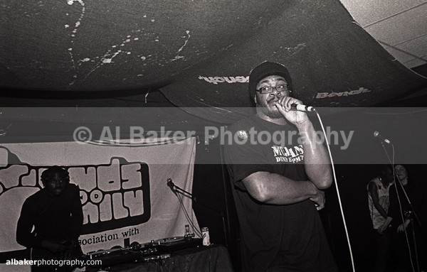 16 - Friends-&-Family @ the-roadhouse 07.04.01