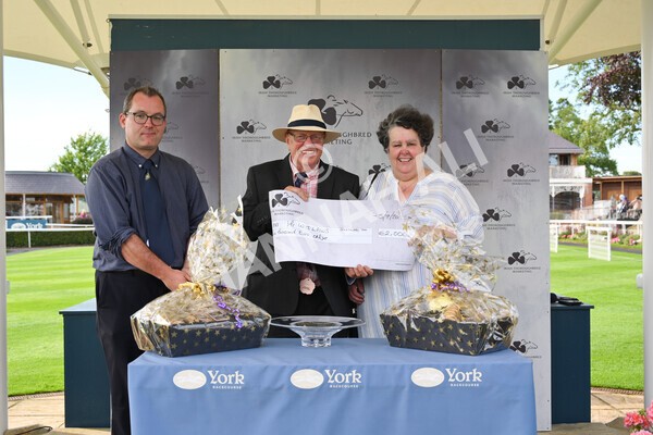 yr08072022r6-40 - Race 6 5.00pm Irish Thoroughbred Marketing Stakes