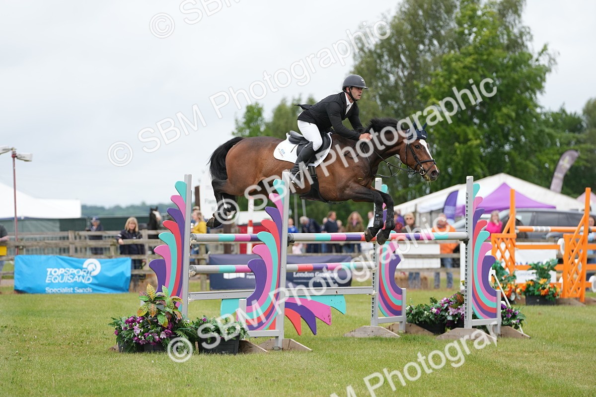 SBM_03269 - Class 201 - British Horse Feeds Speedi Beet Horse of the Year Show Grade  C