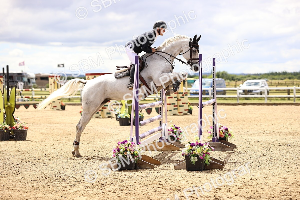 SBM_003427 - Class 22 - Senior Foxhunter 1.20m