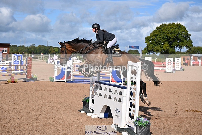250912-102447-03899 - Cls 15 Snr Foxhunter