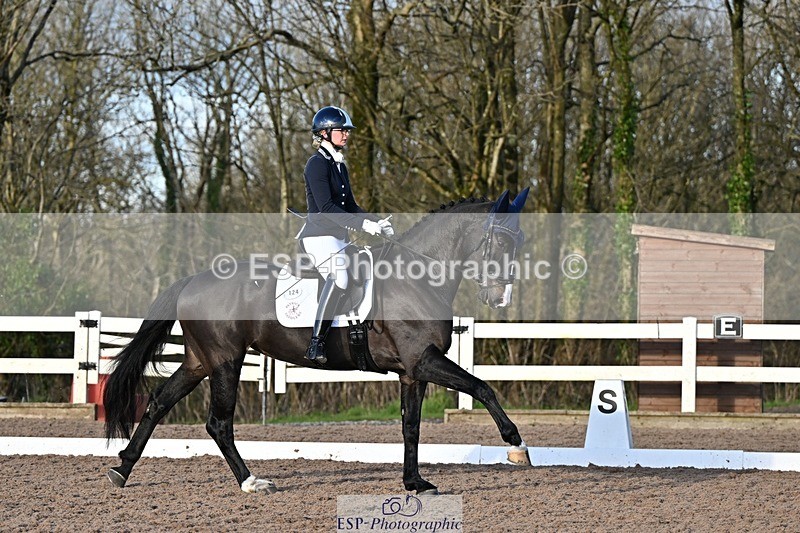 241214-135929-02690 - 124-isobel.goodwin-Milano.van.hof.olympia