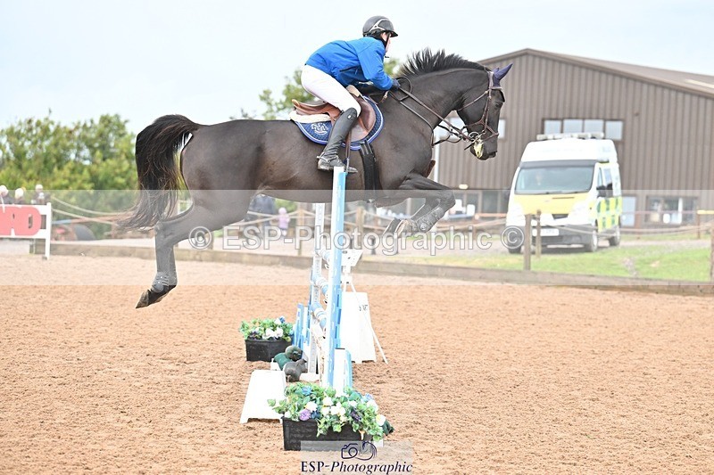 251003-133025-01138 - Cls 3 Foxhunter and 1.20m
