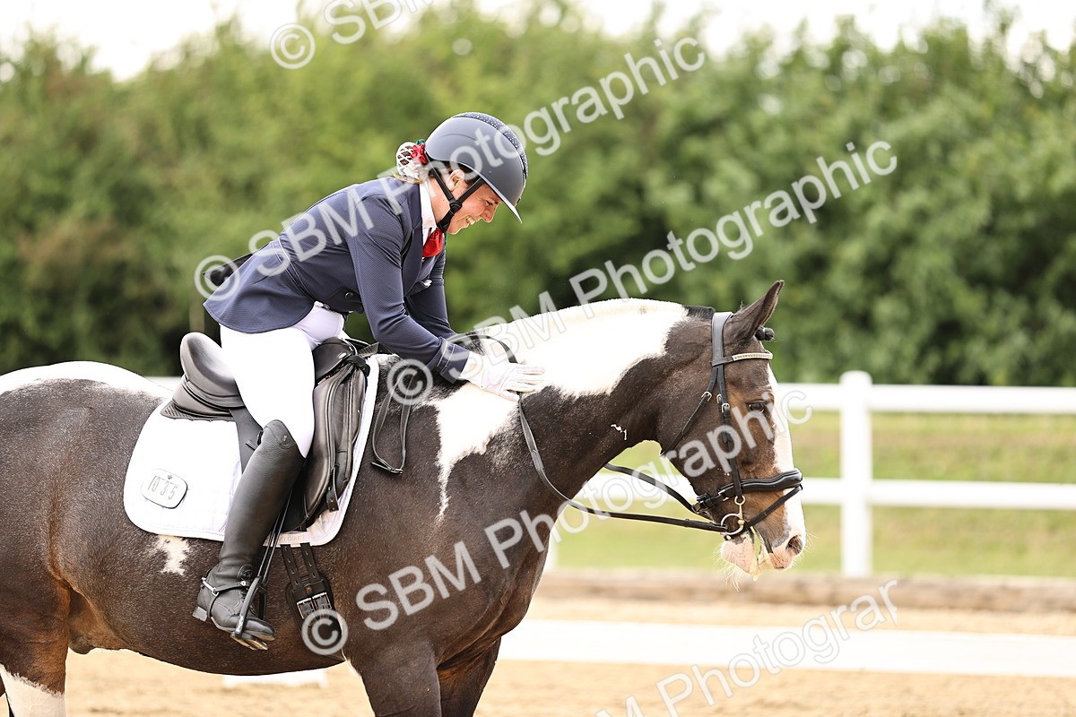 SBM_002132 - Class 2 - Novice 4 - 10.36-11.39