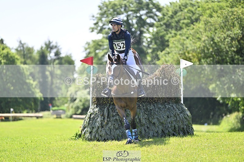 240525-111843-12473 - 352-SHANNONDALE_ALDO-Alexander_Bragg