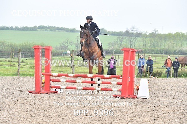 BPP_9396 - CLASS 32 MON Club/ Unaffiliated 70cms Open