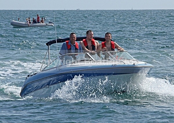 090822 ECHO 200 IMG_1123 - Motorboats - Open