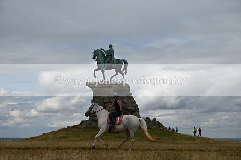 DSC_9210 - Time at Statue 14:33 to 15:10
