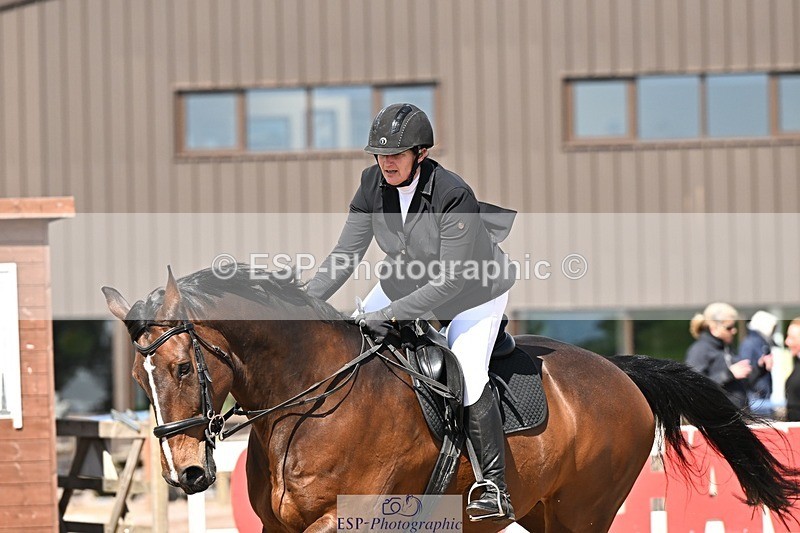 250416-131638-00992 - Cls 4 Newcomers and 1.10m