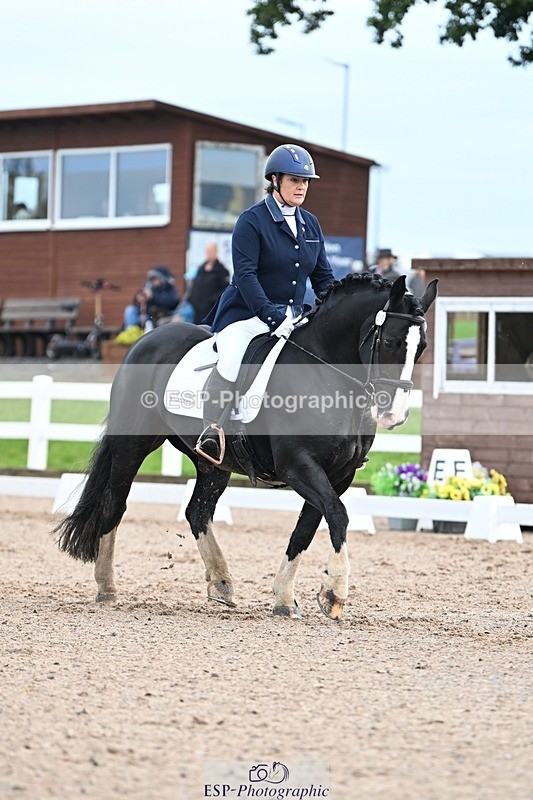 250907-112647-07210 - 018-Kathy.WhiteMilly.111