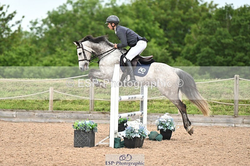 250607-123336-01095 - Cls 10 Pony Newcomers and 1m