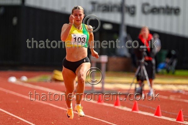 Natopener26-923193 - Track Female
