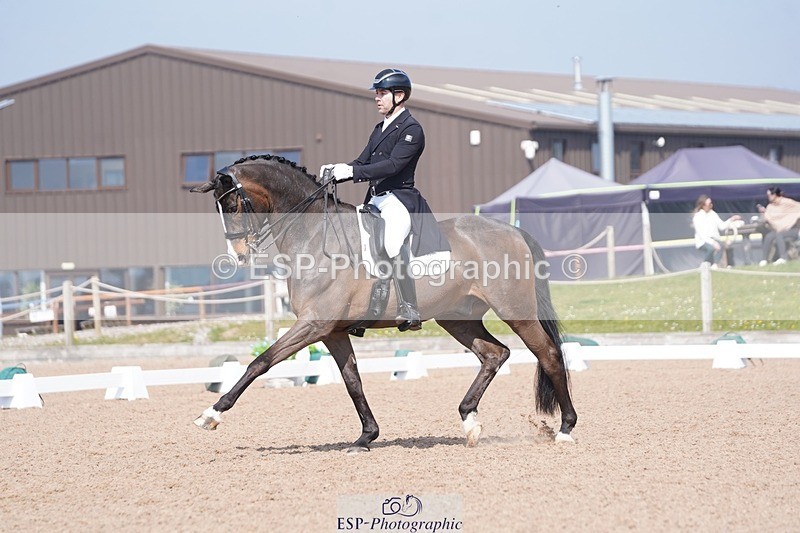 250404-121000-05595 - 032-Darren.Hicks-Sir.Robinson