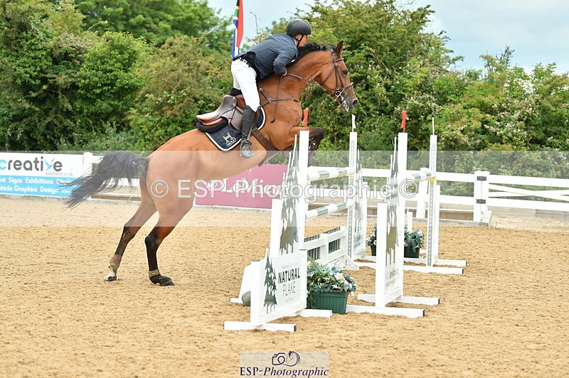 230720A-141010-03335 - Cls 21, 1 Star Gold 1.30m