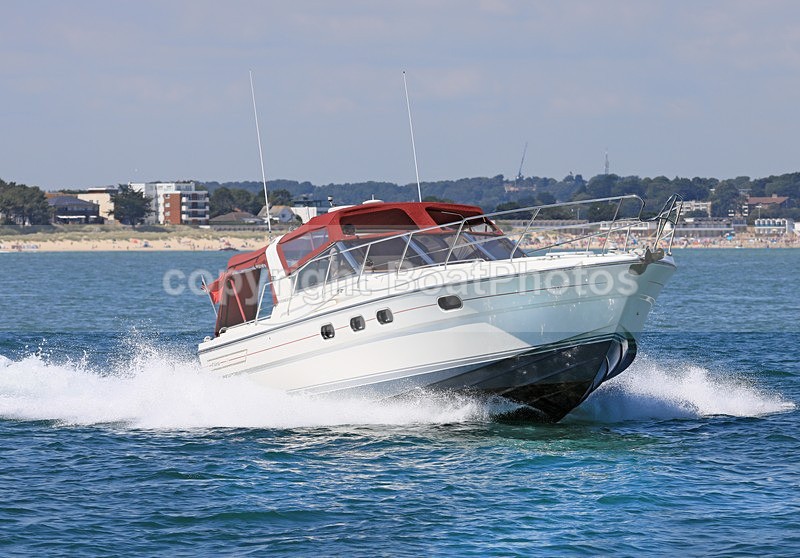 170618 GADABOUT - PRINCESS RIVIERA 1Y3A6529 - Motorboats - Open