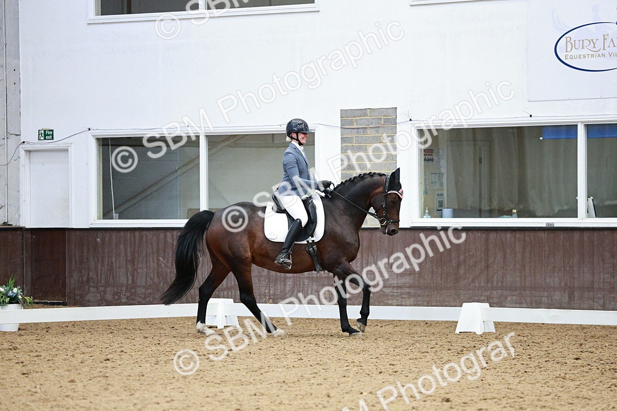 SBM_006552 - Class 16 - Advanced Medium 5 - 16.02-17.22