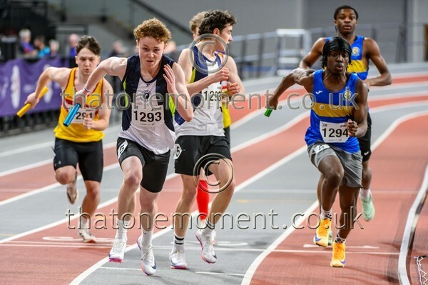 CEREL-923833 - Track Male Set One