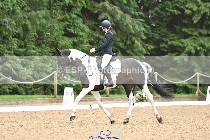 240811-111625-05127 - 189-Emma.Jenkinson-Fleur.C