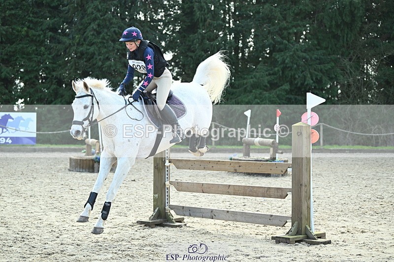 250309A-135252-01489 - Cls 03 90cm 13.50 to CW