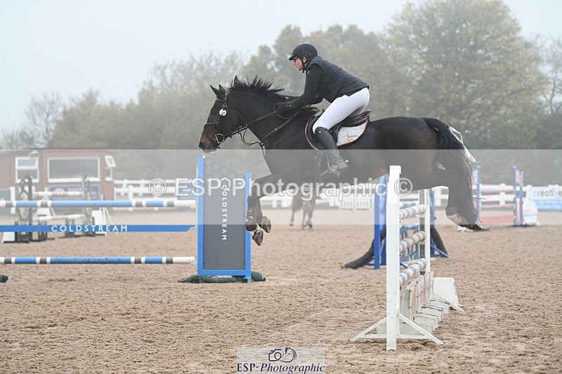 241103A-131145-08179 - SUN Cls 22 Blue Chip Performance Champ Q and Open