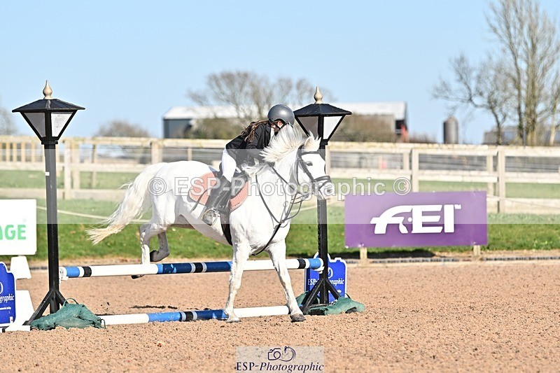 250401-164103-00188 - 60cm classes