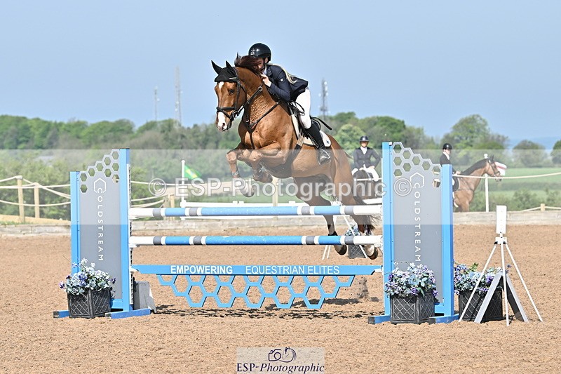 240509A-101526-00810 - Cls 8 Foxhunter