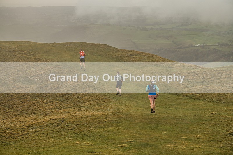Sale-600 - Sale Fell Race Saturday 22nd November 2025