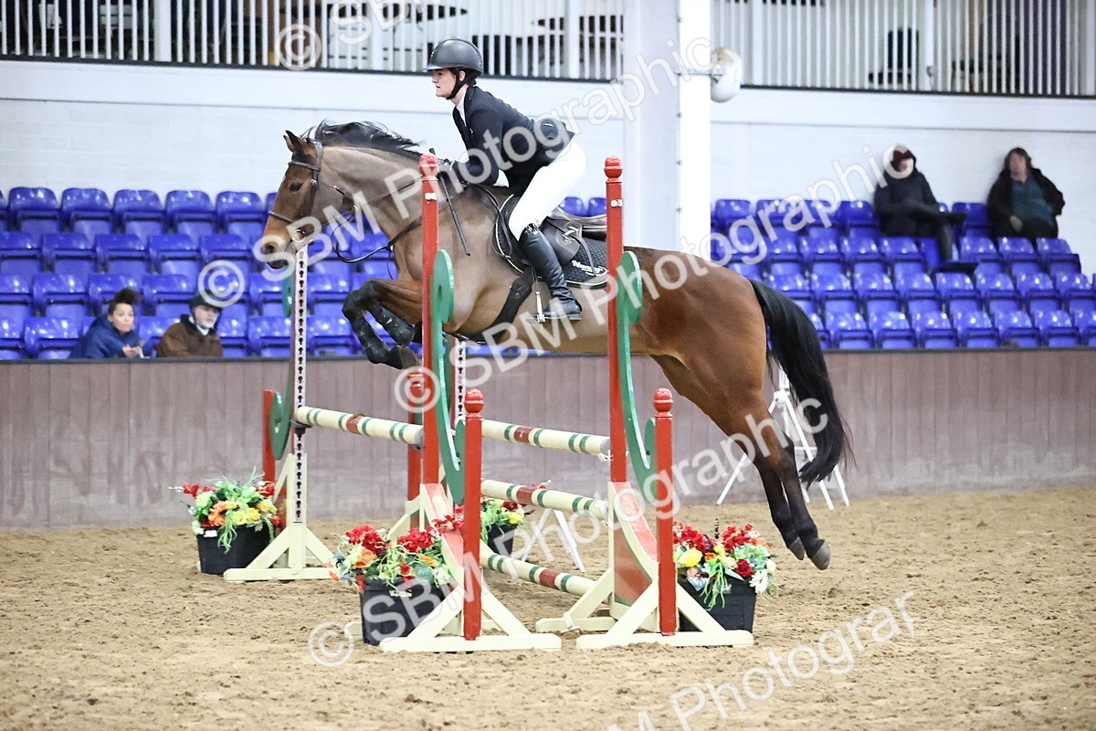 SBM_2320 - Class 8 - Nupafeed Supplements Senior Discovery/ 1m Open